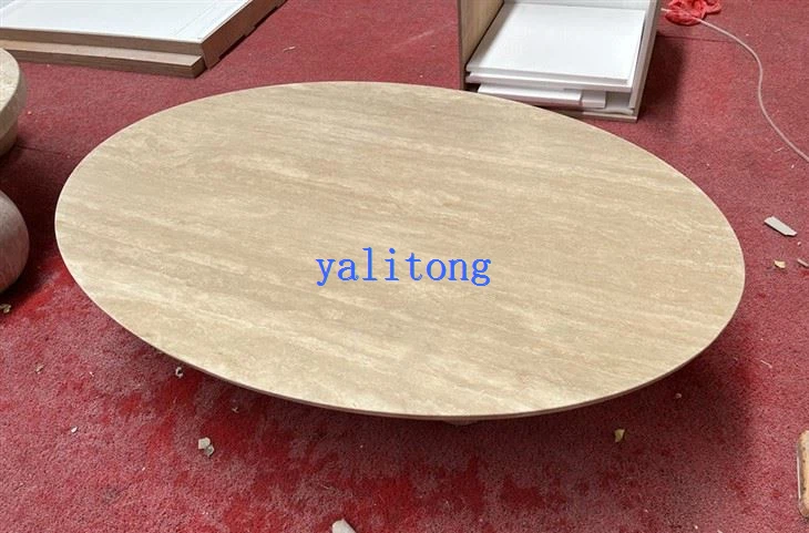 Nykyaikainen minimaalinen soikea kahvikeskuspöytä travertiinikivestä