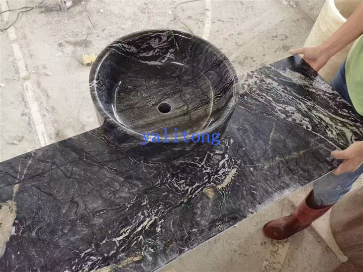 Integrated bathroom sink and countertop